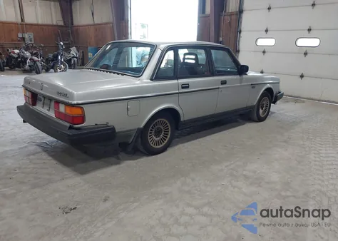 1988 Volvo 244 Dl/Gl from USA, damaged, VIN YV1AX8843J1327701